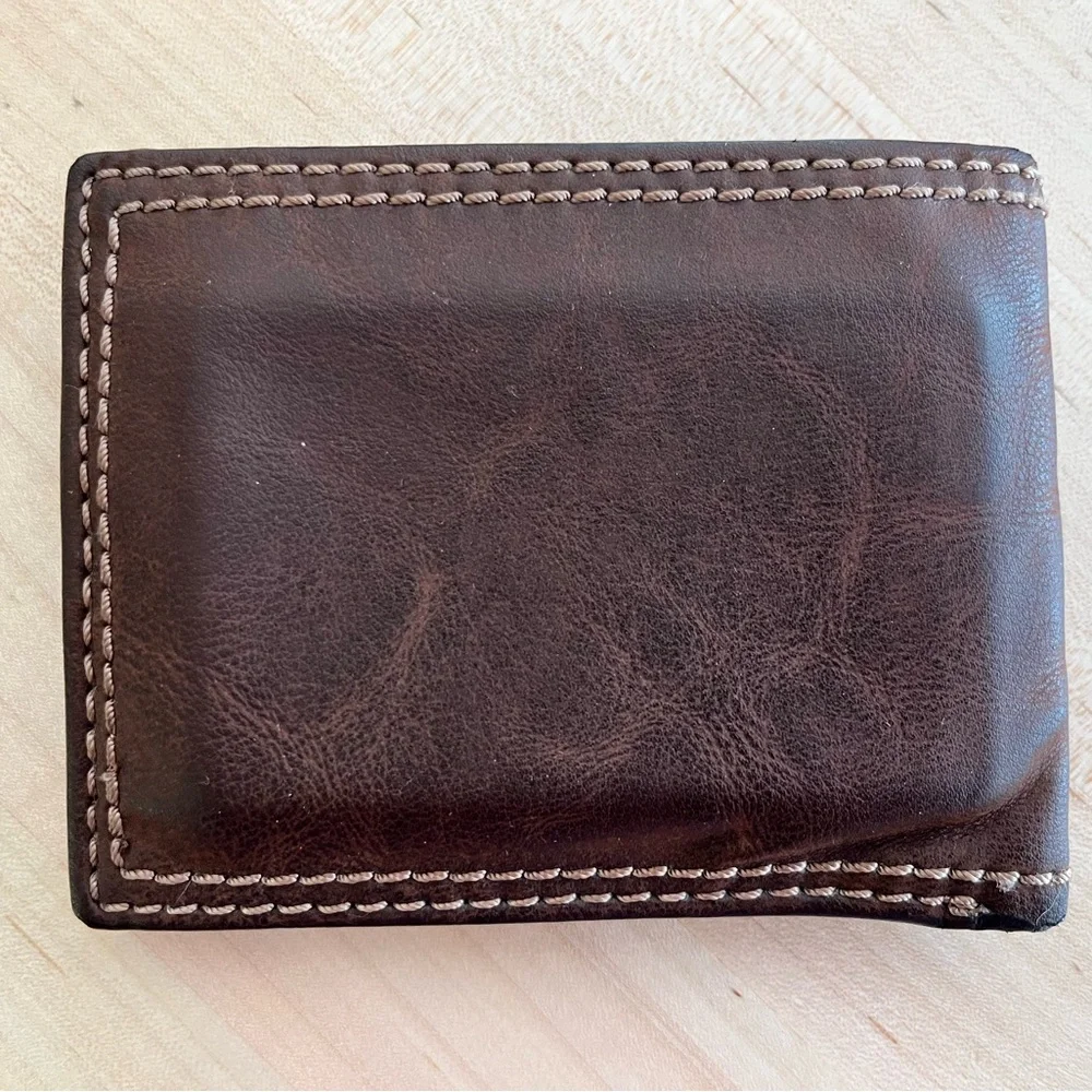 Columbia Dark Brown Leather Wallet